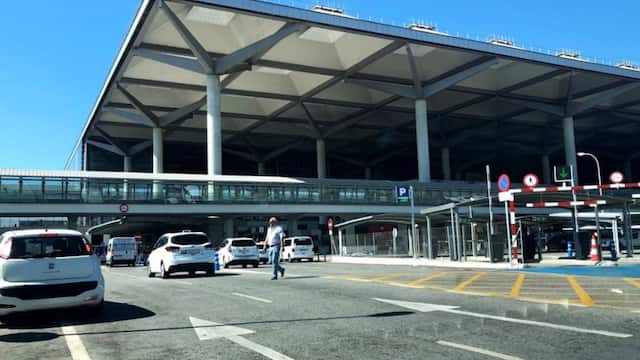 Parking del Aeropuerto de Málaga - Imagen de Oneair