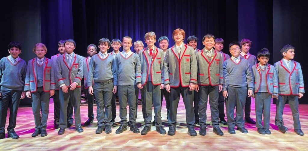 Chicos del coro Wetherby Preparatory School - Imagen del coro