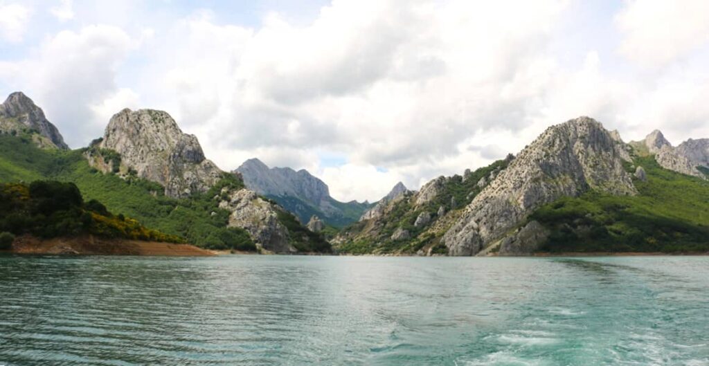 Fiordos de Riaño - Destino Castilla y León