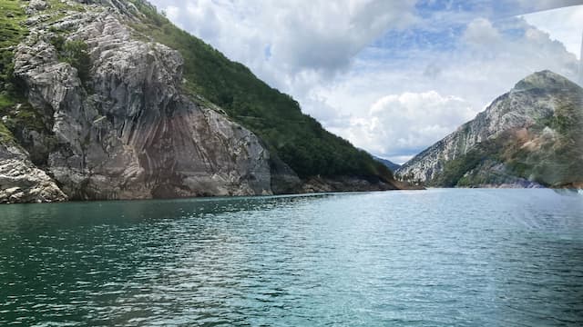 Los famosos fiordos de Riaño - Destino Castilla y León Los fiordos de León