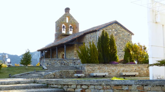 Iglesia de Nuestra Señora del Rosario de Riaño - Destino Castilla y León